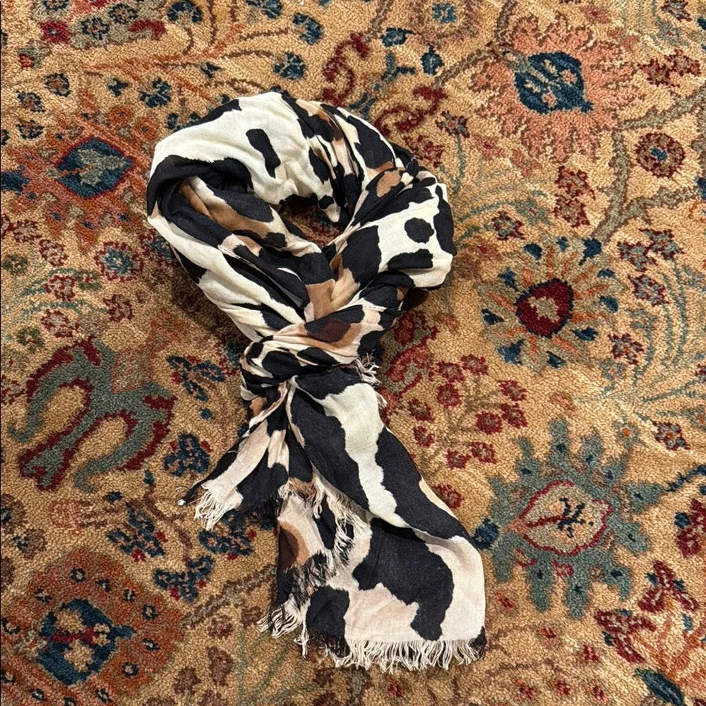 Vince Camuto Animal Print Scarf